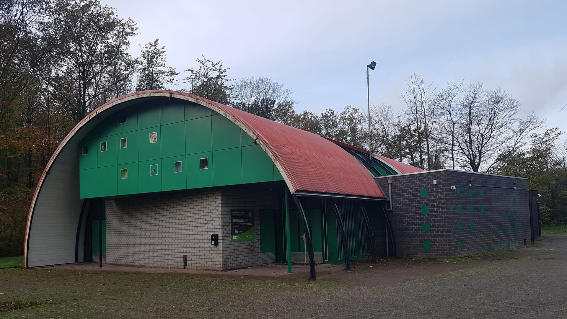 De soap rond de groene schuur