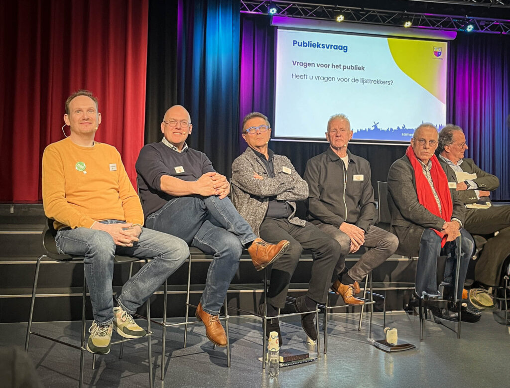 Heerder lijsttrekker op het podium tijdens het debat